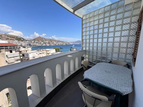 Vila Behar - Penthouse Apartment with seaview Apartment in Sarandë