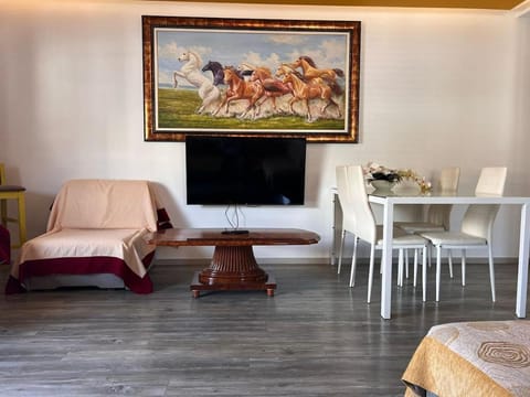 Vila Behar - Penthouse Apartment with seaview Apartment in Sarandë