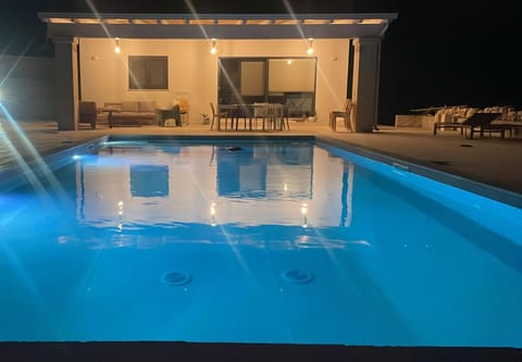 Garden, Swimming pool