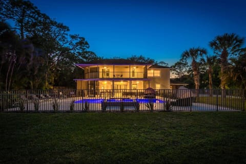 4BR 6BD Pool HotTub Atlantic Ave House in Delray Beach