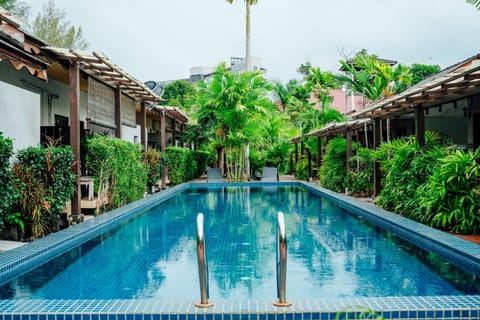 Property building, Day, Garden view, Pool view, Swimming pool