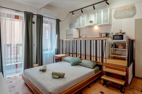 Bed, Kitchen or kitchenette, Photo of the whole room, Bedroom, towels