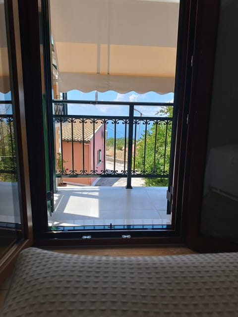 View (from property/room), Balcony/Terrace