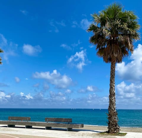 DIMORA Concept -Sea and Sun - Savona Apartment in Savona