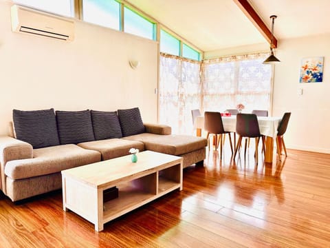 Beautiful villa near the sea Vacation rental in Auckland