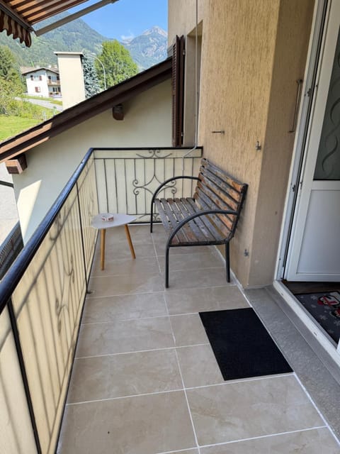 Appartamento con terrazzo Apartment in Province of Brescia