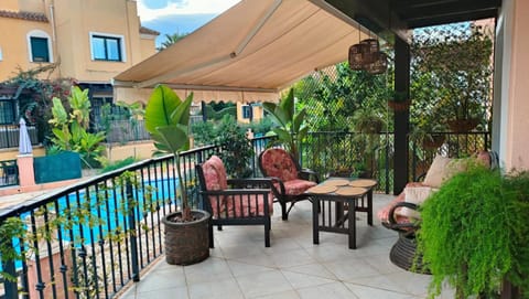 Balcony/Terrace, Balcony/Terrace, Swimming pool