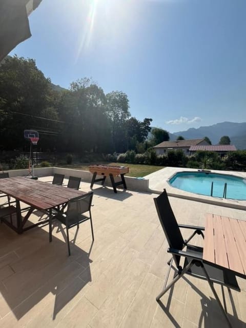 Patio, Mountain view, Pool view, Swimming pool, sunbed