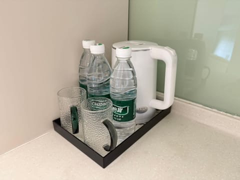 Coffee/tea facilities, Kitchen or kitchenette