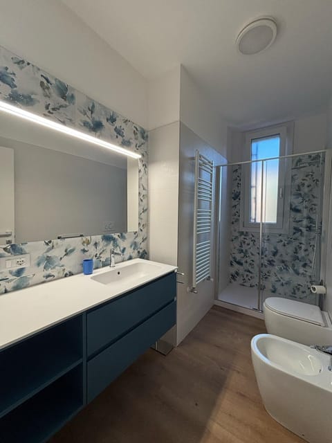 Oksy House Free Parking and Tram to Venice at 1 minute Apartment in Venice