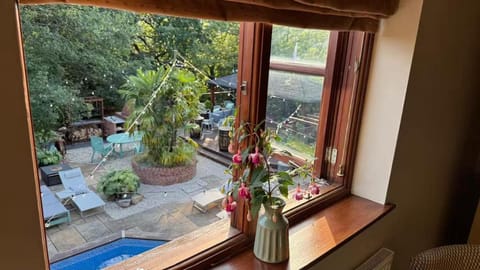 The Retreat at Little Oaks House in Llanfoist Fawr