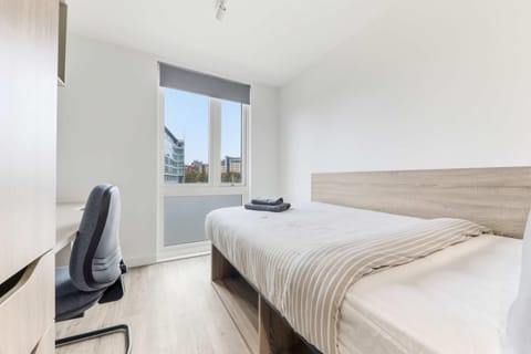 Brand New Student Only Ensuite Rooms In Central Leeds House in Leeds