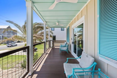 Shangri La by Coastline Vacation Rentals House in Port Saint Joe