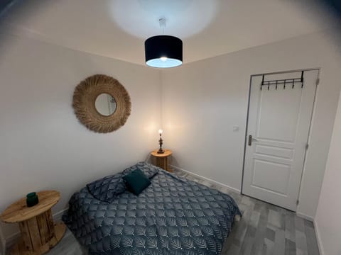 Night, Photo of the whole room, Bedroom, storage, storage, storage, air conditioner, air conditioner