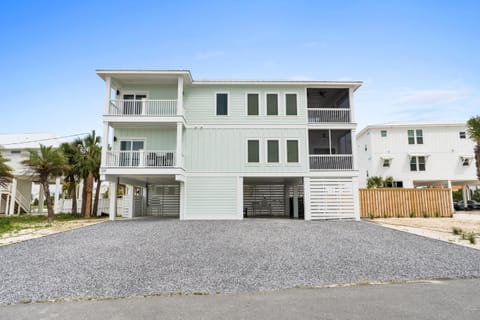 Twist of Lime by Coastline Vacation Rentals House in Mexico Beach