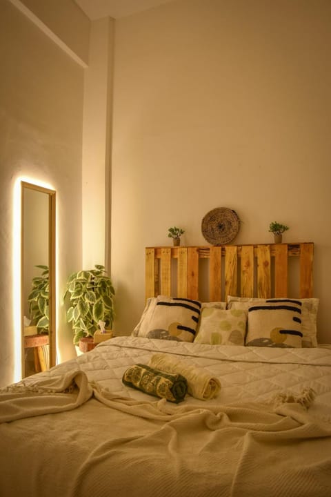 Bed, Photo of the whole room, Bedroom, towels, wardrobe