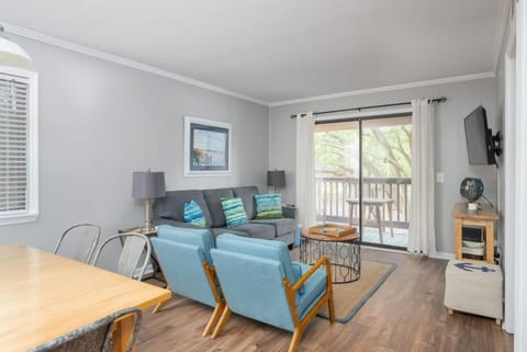 Tennis Villa B16 - PICKLEBALL & BEACH! House in Hilton Head Island