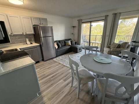 Ocean Villa C203 - Balcony Views House in Hilton Head Island