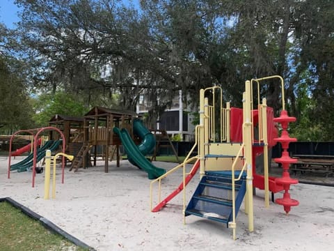 OV A-104 Ocean Villa - Ocean Front Resort Sleeps House in Hilton Head Island