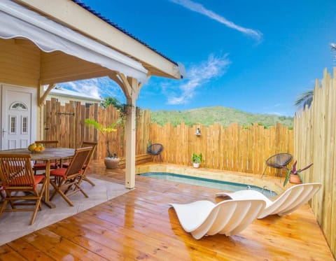 Balcony/Terrace, Dining area, Swimming pool