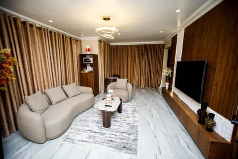 Communal lounge/ TV room, Seating area