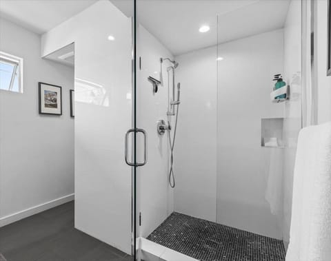 Bathroom, Bath
