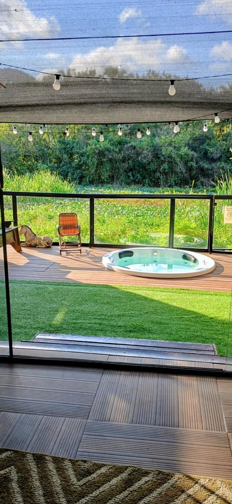 Patio, Day, Open Air Bath