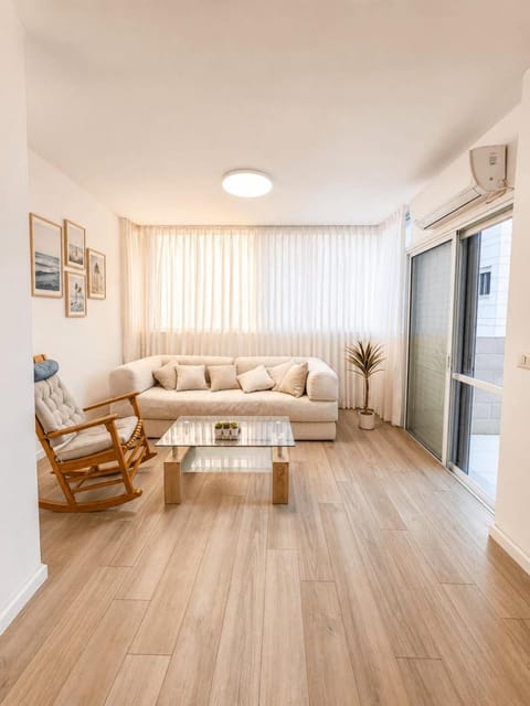 Living room, air conditioner