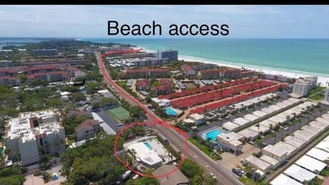 SiestaKeyEscape- Luxury on-water house House in Siesta Beach