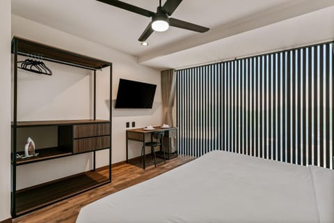 TV and multimedia, Photo of the whole room