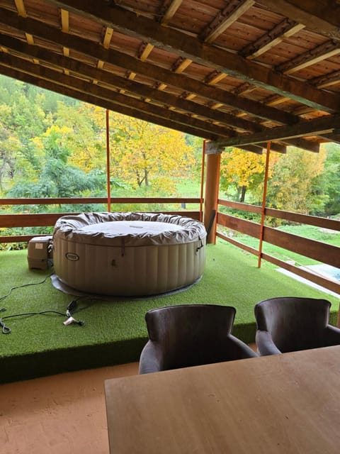 Seating area, Swimming pool