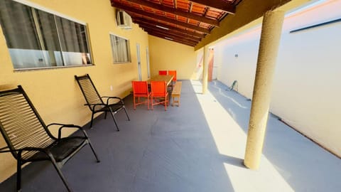 Facade/entrance, Balcony/Terrace