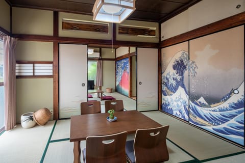 Living room, air conditioner