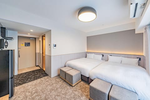 Bed, TV and multimedia, Kitchen or kitchenette, Photo of the whole room, Bedroom, air conditioner