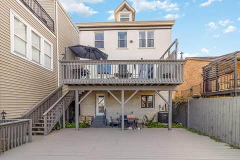 Skyline Views-Downtown House in Cincinnati