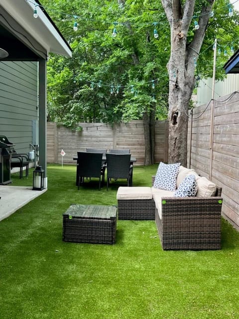 Patio, Garden, Seating area