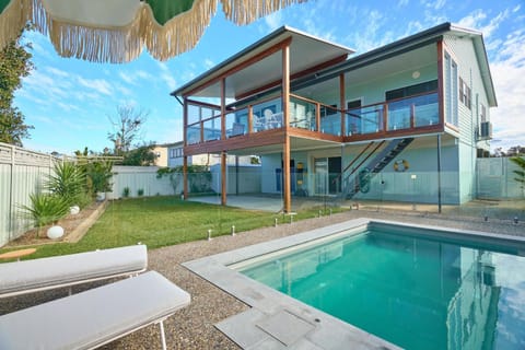 Property building, Garden view, Swimming pool