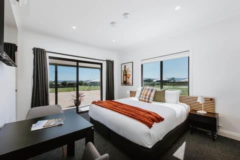 Seating area, Bedroom