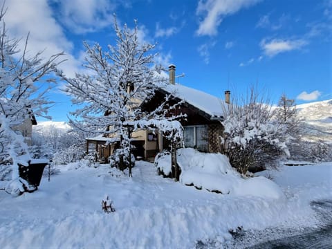 Property building, Facade/entrance, Winter