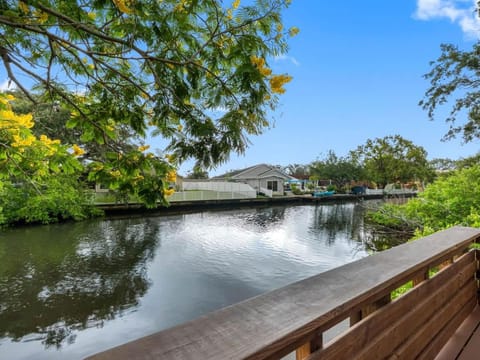 Waterfront kayaks new pool amenities galore House in Town N Country