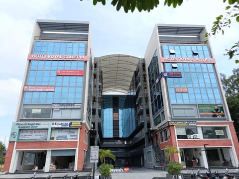 Property building, Day