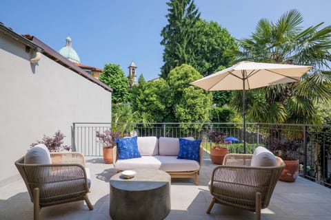 Balcony/Terrace, Garden view