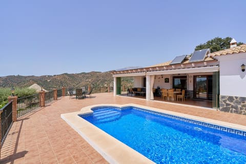 Property building, Off site, Mountain view, Pool view, Swimming pool