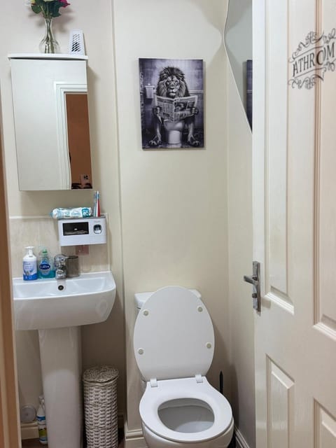 Modern homestay in Wolverhampton Vacation rental in Wolverhampton