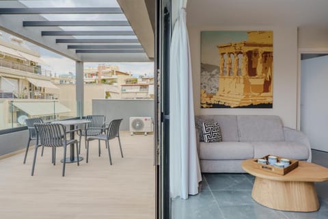 Day, View (from property/room), Balcony/Terrace, Living room, Seating area