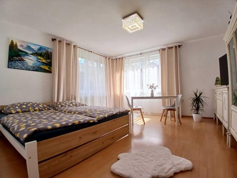 TV and multimedia, Bedroom