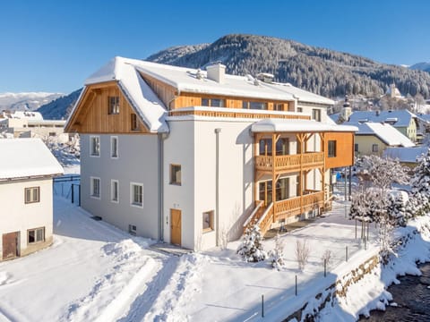 Property building, Winter