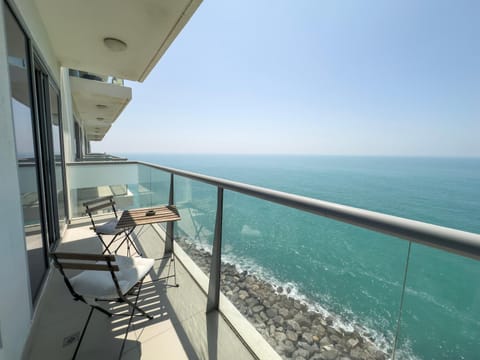 Balcony/Terrace, Seating area, Sea view