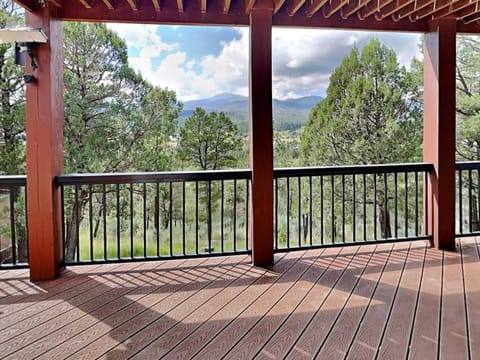 Eagles Nest House in Ruidoso