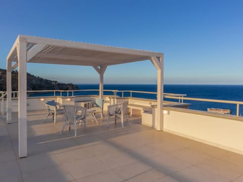 Day, Natural landscape, Balcony/Terrace, Sea view